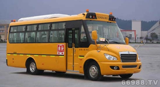 53座東風(fēng)牌超龍EQ6880ST型小學(xué)生專用校車